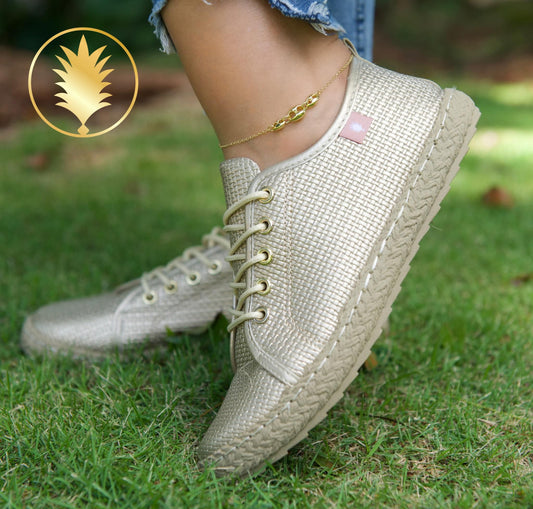 Tenis Chelsie Oro